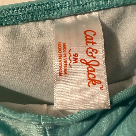 Rash guard Cat & Jack 9m swimsuit - Picture 2 of 6